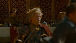 extant_GameOfThrones_4x02-TheLionAndTheRose_4582