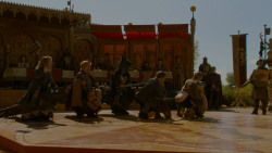 extant_GameOfThrones_4x02-TheLionAndTheRose_4584