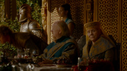 extant_GameOfThrones_4x02-TheLionAndTheRose_4597