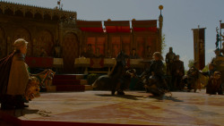 extant_GameOfThrones_4x02-TheLionAndTheRose_4608