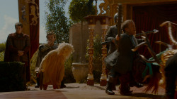 extant_GameOfThrones_4x02-TheLionAndTheRose_4632