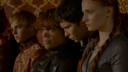 extant_GameOfThrones_4x02-TheLionAndTheRose_4656
