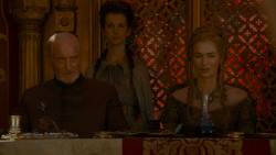 extant_GameOfThrones_4x02-TheLionAndTheRose_4679