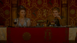 extant_GameOfThrones_4x02-TheLionAndTheRose_4698