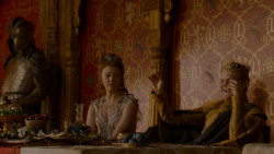 extant_GameOfThrones_4x02-TheLionAndTheRose_4710