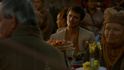 extant_GameOfThrones_4x02-TheLionAndTheRose_4724