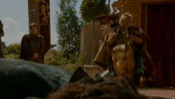 extant_GameOfThrones_4x02-TheLionAndTheRose_4729