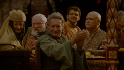extant_GameOfThrones_4x02-TheLionAndTheRose_4733