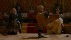 extant_GameOfThrones_4x02-TheLionAndTheRose_4747
