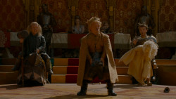 extant_GameOfThrones_4x02-TheLionAndTheRose_4750