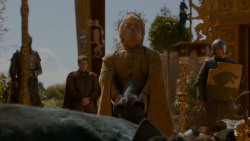 extant_GameOfThrones_4x02-TheLionAndTheRose_4754
