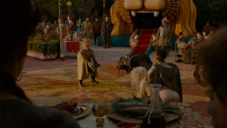 extant_GameOfThrones_4x02-TheLionAndTheRose_4757