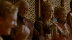 extant_GameOfThrones_4x02-TheLionAndTheRose_4766