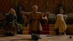 extant_GameOfThrones_4x02-TheLionAndTheRose_4775