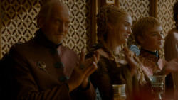 extant_GameOfThrones_4x02-TheLionAndTheRose_4786