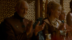 extant_GameOfThrones_4x02-TheLionAndTheRose_4787