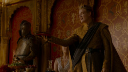 extant_GameOfThrones_4x02-TheLionAndTheRose_4804
