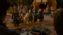 extant_GameOfThrones_4x02-TheLionAndTheRose_4817
