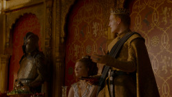 extant_GameOfThrones_4x02-TheLionAndTheRose_4826