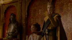 extant_GameOfThrones_4x02-TheLionAndTheRose_4828