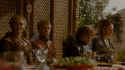 extant_GameOfThrones_4x02-TheLionAndTheRose_4838