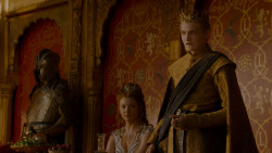 extant_GameOfThrones_4x02-TheLionAndTheRose_4881