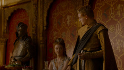 extant_GameOfThrones_4x02-TheLionAndTheRose_4885