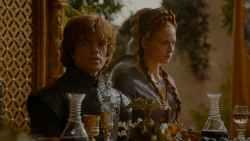 extant_GameOfThrones_4x02-TheLionAndTheRose_4906