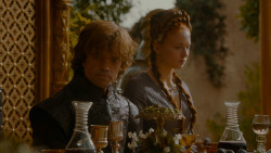 extant_GameOfThrones_4x02-TheLionAndTheRose_4914