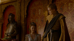 extant_GameOfThrones_4x02-TheLionAndTheRose_4931