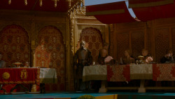 extant_GameOfThrones_4x02-TheLionAndTheRose_4942