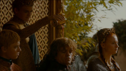 extant_GameOfThrones_4x02-TheLionAndTheRose_4954