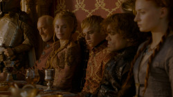 extant_GameOfThrones_4x02-TheLionAndTheRose_4961