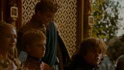 extant_GameOfThrones_4x02-TheLionAndTheRose_4972