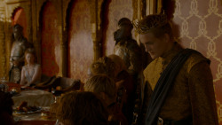 extant_GameOfThrones_4x02-TheLionAndTheRose_4981