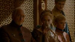 extant_GameOfThrones_4x02-TheLionAndTheRose_4985