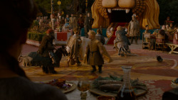 extant_GameOfThrones_4x02-TheLionAndTheRose_4991