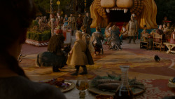 extant_GameOfThrones_4x02-TheLionAndTheRose_4992
