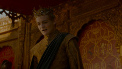 extant_GameOfThrones_4x02-TheLionAndTheRose_5001