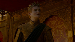 extant_GameOfThrones_4x02-TheLionAndTheRose_5003
