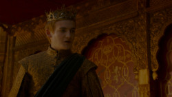 extant_GameOfThrones_4x02-TheLionAndTheRose_5007