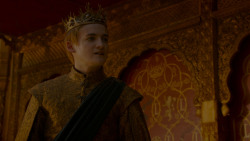 extant_GameOfThrones_4x02-TheLionAndTheRose_5009