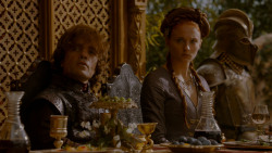 extant_GameOfThrones_4x02-TheLionAndTheRose_5017