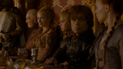 extant_GameOfThrones_4x02-TheLionAndTheRose_5036