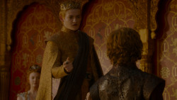 extant_GameOfThrones_4x02-TheLionAndTheRose_5060