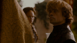 extant_GameOfThrones_4x02-TheLionAndTheRose_5061