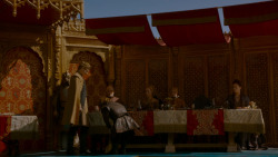 extant_GameOfThrones_4x02-TheLionAndTheRose_5071