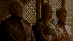 extant_GameOfThrones_4x02-TheLionAndTheRose_5077