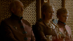 extant_GameOfThrones_4x02-TheLionAndTheRose_5078
