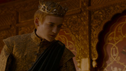 extant_GameOfThrones_4x02-TheLionAndTheRose_5082